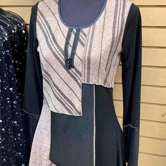 ARTEX Faux Leather Trimmed Pink & Black Tunic Dress Canadian Made Size Med NWT - Picture 4 of 12